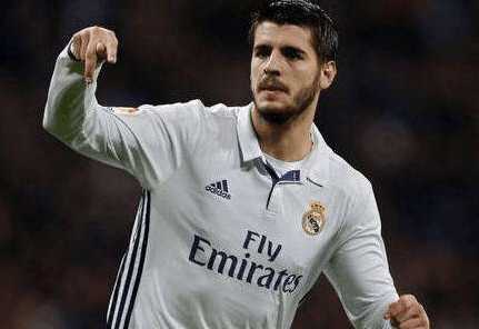 今年他以个 今年他以个